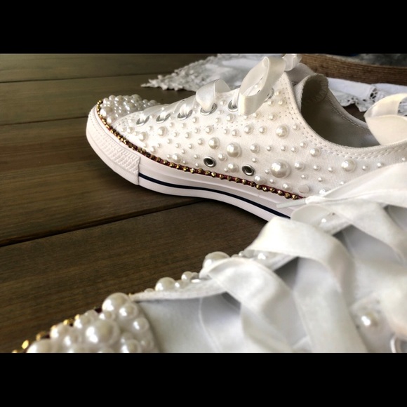 Bling Pearl Converse (Mint) - Picture 5 of 11